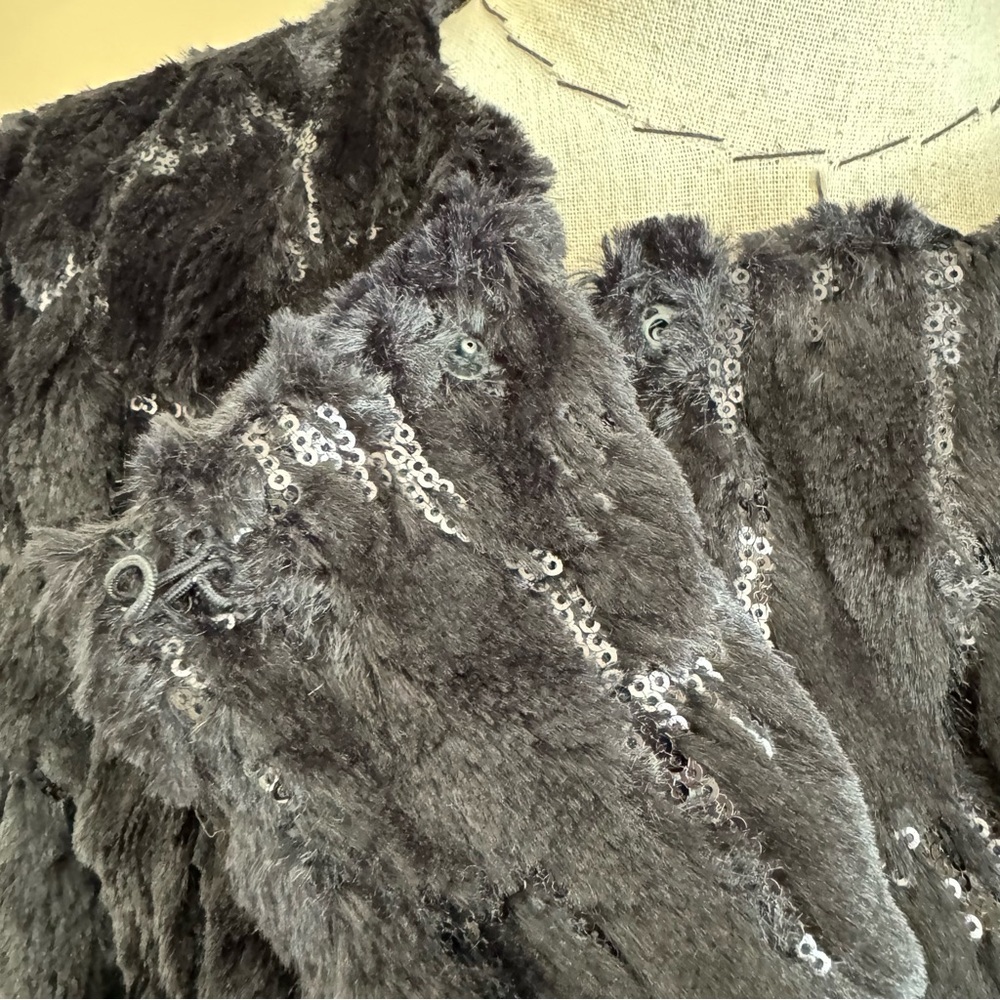 Milly Black Sequin and Soft Faux Fur Evening Glamour Jacket Coat sz Small - Picture 10 of 12